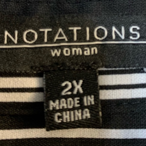 Notations classic black & white top shirt blouse, 2X - Picture 9 of 10